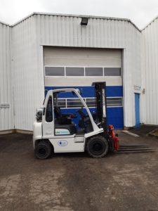 CHARIOT ELEVATEUR THERMIQUE