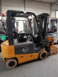 ef183f475
